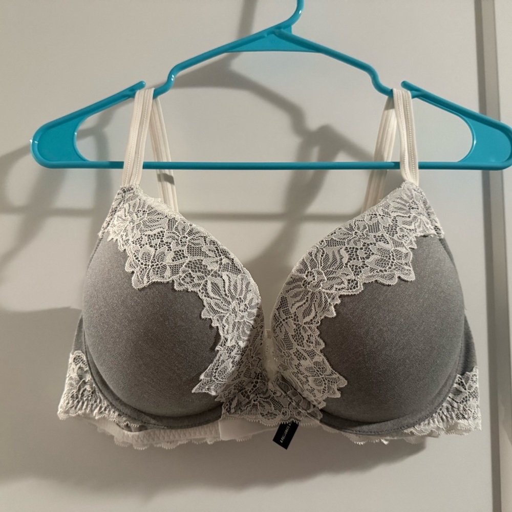Chic Lace-Accented Gray Bra